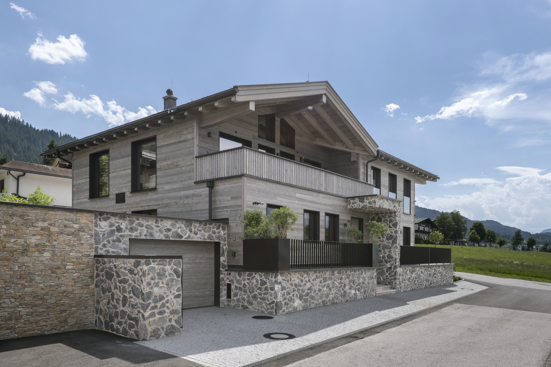 Maukspitz Lodge – Außenansicht